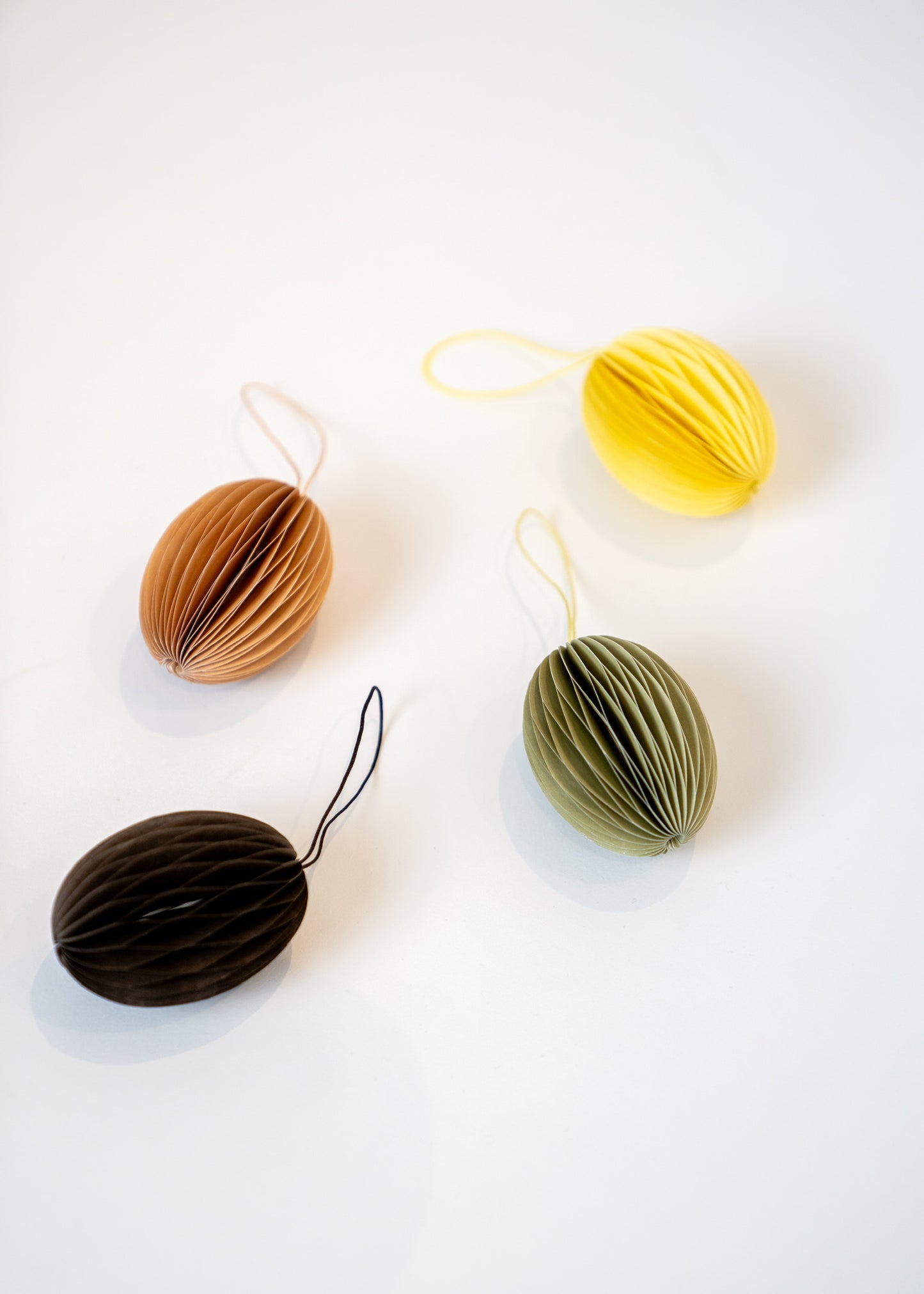 Páskaegg úr pappa með segli - Hazel